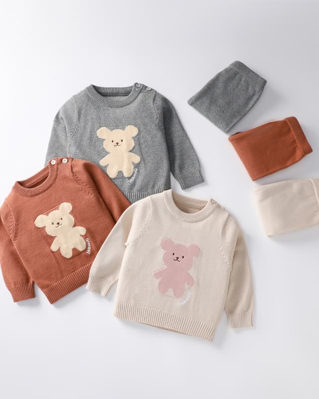 Solid color round neck pullover sweater suit for children
