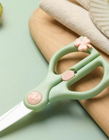 Portable baby food scissors for cutting meat